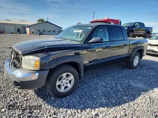 ✅ 2005 Dodge Dakota SLT • VIN: 1D7HE48N15S151152 • Lot: 87299785. Listed on Copart with 174,220 mi. Free auction sales archive from the USA and detailed vehicle history report at DreamBid. Image 1.
