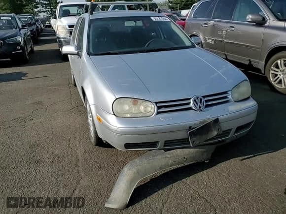 ✅ 2005 Volkswagen Golf GLS • VIN: 9BWGL61J854028649 • Lot: 65423584. Listed on Copart with 214,816 mi. Free auction sales archive from the USA and detailed vehicle history report at DreamBid. Image 10.