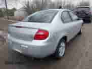 2005 Dodge Neon SXT z VIN 1B3ES56C05D253285, wystawiony jako IAAI lot #41651901 z przebiegiem 69 800 mil mil oraz . Historia ofert i sprzedaży dostępna na DreamBid. Obrazek 4.
