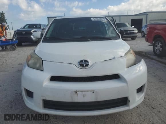 ✅ 2013 Scion xD • VIN: JTKKUPB45D1038998 • Lot: 63098855. Wystawiony na Copart z przebiegiem 187 308 mil. Bezpłatny archiwum sprzedaży aukcyjnych z USA i szczegółowy raport historii pojazdu na DreamBid. Zdjęcie 5.
