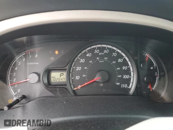 ✅ 2012 Toyota Sienna LE AAS • VIN: 5TDKK3DC1CS208446 • Lot: 59896565. Listed on Copart with 102,547 mi. Free auction sales archive from the USA and detailed vehicle history report at DreamBid. Image 9.