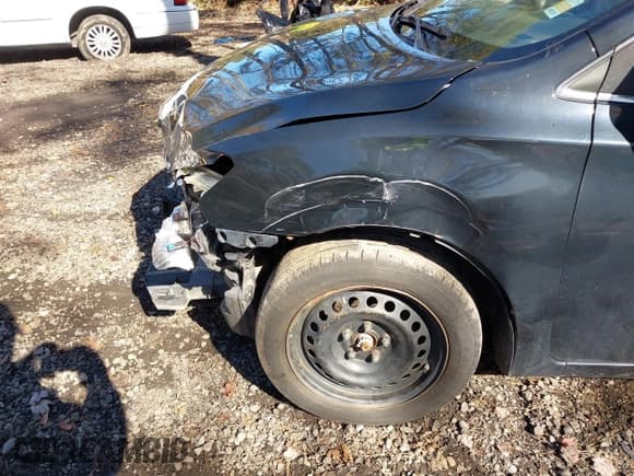 ✅ 2013 Nissan Sentra SR • VIN: 3N1AB7APXDL661436 • Lot: 43590715. Wystawiony na IAAI z przebiegiem 127 643 mil. Bezpłatny archiwum sprzedaży aukcyjnych z USA i szczegółowy raport historii pojazdu na DreamBid. Zdjęcie 6.