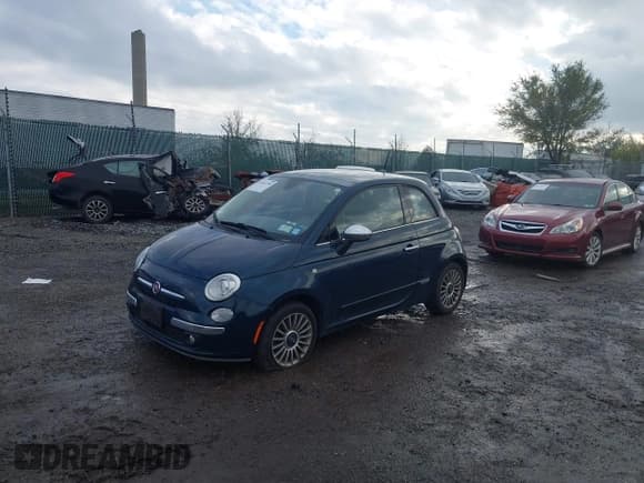 ✅ 2013 FIAT 500 Lounge • VIN: 3C3CFFCR5DT560389 • Lot: 43812790. Listed on IAAI with 45,549 mi. Free auction sales archive from the USA and detailed vehicle history report at DreamBid. Image 6.