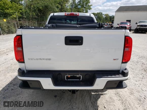 ✅ 2022 Chevrolet Colorado 4WD Z71 • VIN: 1GCGTDEN2N1280894 • Лот: 68010564. Опубликован ранее на Copart с пробегом 22 517 миль. Бесплатный доступ к архиву аукционных продаж из США и подробный отчёт об истории автомобиля на DreamBid. Изображение 6.