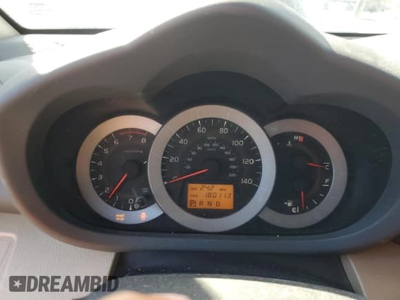 ✅ 2012 Toyota RAV4 Limited • VIN: 2T3YF4DVXCW122346 • Лот: 84767695. Опубликован ранее на Copart с пробегом 180 113 миль. Бесплатный доступ к архиву аукционных продаж из США и подробный отчёт об истории автомобиля на DreamBid. Изображение 9.