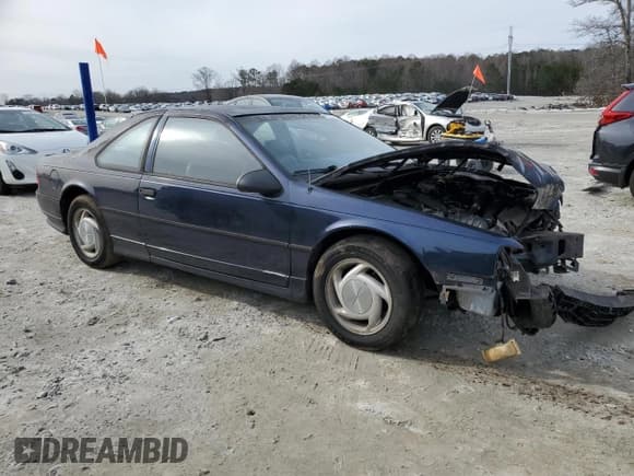 ✅ 1991 Ford Thunderbird • VIN: 1FAPP64R3MH164460 • Лот: 43114305. Опубликован ранее на Copart с пробегом 86 771 миль. Бесплатный доступ к архиву аукционных продаж из США и подробный отчёт об истории автомобиля на DreamBid. Изображение 4.