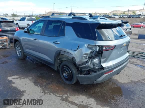 2025 Chevrolet Equinox AWD LT with VIN 3GNAXPEG4SL153430, listed as a IAAI auction lot 43428750 with 6,548 mi miles and . Bid and sale history available at DreamBid. Image 3.