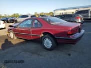✅ 1989 Ford Thunderbird • VIN: 1FAPP6042KH177093 • Lot: 71107145. Wystawiony na Copart z przebiegiem 77 889 mil. Bezpłatny archiwum sprzedaży aukcyjnych z USA i szczegółowy raport historii pojazdu na DreamBid. Zdjęcie 2.