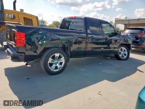 ✅ 2017 Chevrolet Silverado 1500 Custom • VIN: 1GCRCPEHXHZ386598 • Lot: 81961605. Wystawiony na Copart z przebiegiem 117 698 mil. Bezpłatny archiwum sprzedaży aukcyjnych z USA i szczegółowy raport historii pojazdu na DreamBid. Zdjęcie 3.