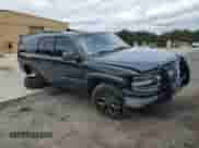 ✅ 2000 Chevrolet Suburban LT • VIN: 3GNFK16T1YG204767 • Lot: 86269505. Listed on Copart with 241,797 mi. Free auction sales archive from the USA and detailed vehicle history report at DreamBid. Image 4.