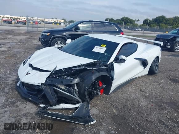 ✅ 2023 Chevrolet Corvette 1LT • VIN: 1G1YA2D49P5136187 • Lot: 41390495. Wystawiony na IAAI z przebiegiem 13 574 mil. Bezpłatny archiwum sprzedaży aukcyjnych z USA i szczegółowy raport historii pojazdu na DreamBid. Zdjęcie 2.