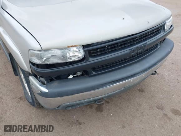 ✅ 2005 Chevrolet Suburban LT • VIN: 1GNFK16Z25J167789 • Лот: 42367356. Опубликован ранее на IAAI с пробегом 267 112 миль. Бесплатный доступ к архиву аукционных продаж из США и подробный отчёт об истории автомобиля на DreamBid. Изображение 6.