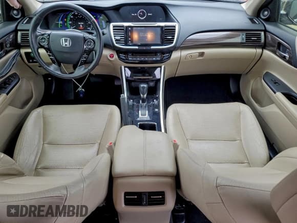 ✅ 2017 Honda Accord Touring • VIN: JHMCR6F75HC022224 • Лот: 94582465. Опубликован ранее на Copart с пробегом 147 307 миль. Бесплатный доступ к архиву аукционных продаж из США и подробный отчёт об истории автомобиля на DreamBid. Изображение 8.