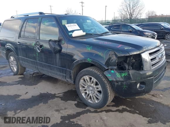 ✅ 2013 Ford Expedition Max Limited • VIN: 1FMJK2A50DEF32700 • Lot: 41431440. Listed on IAAI with 269,147 mi. Free auction sales archive from the USA and detailed vehicle history report at DreamBid. Image 1.