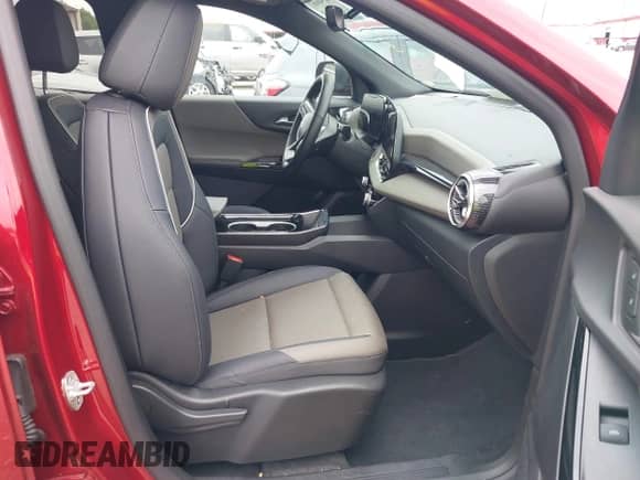 2025 Chevrolet Equinox FWD LT с VIN 3GNAXHEG0SL201530, выставлен на аукционе IAAI как лот 42346681 с пробегом 12 153 миль миль и . История ставок и продаж доступна на DreamBid. Изображение 5.