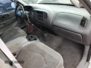 ✅ 2000 Ford F-150 XL • VIN: 1FTZX1723YNA22380 • Лот: 69984065. Опубликован ранее на Copart с пробегом 173 201 миль. Бесплатный доступ к архиву аукционных продаж из США и подробный отчёт об истории автомобиля на DreamBid. Изображение 8.