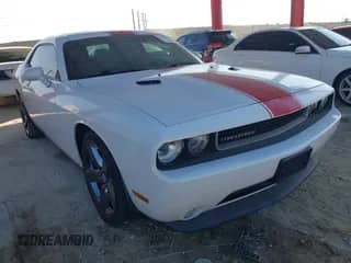 2014 Dodge Challenger SXT с VIN 2C3CDYAG3EH115338, выставлен на аукционе IAAI как лот 41323473 с пробегом 89 626 миль миль и . История ставок и продаж доступна на DreamBid. Изображение 1.