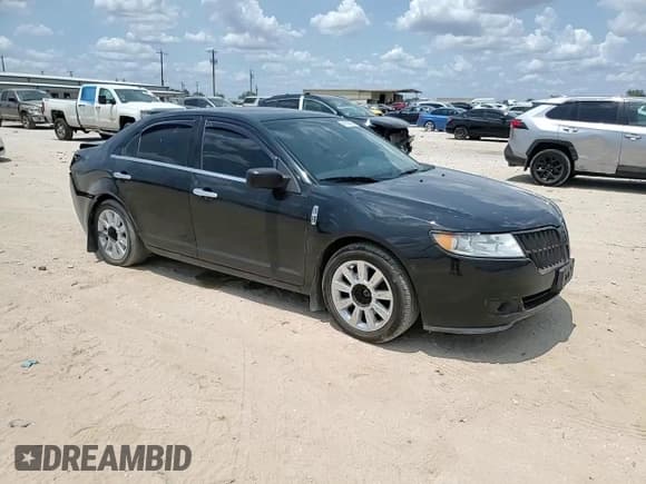 ✅ 2010 Lincoln MKZ • VIN: 3LNHL2JC7AR631842 • Lot: 68180585. Listed on Copart with 150,478 mi. Free auction sales archive from the USA and detailed vehicle history report at DreamBid. Image 13.