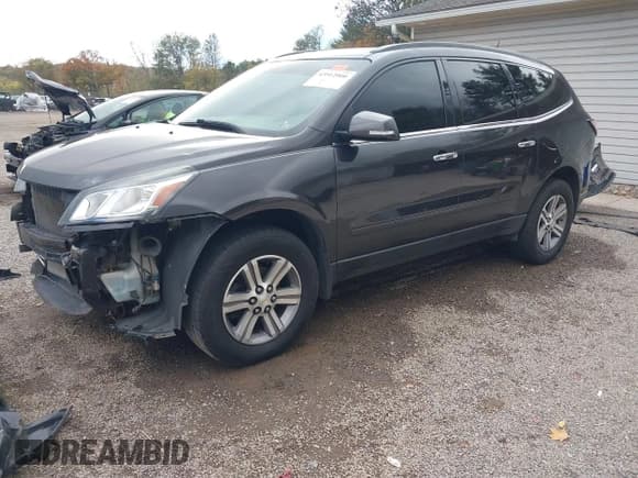 ✅ 2016 Chevrolet Traverse LT • VIN: 1GNKVGKD0GJ103756 • Lot: 43512000. Wystawiony na IAAI z przebiegiem 118 240 mil. Bezpłatny archiwum sprzedaży aukcyjnych z USA i szczegółowy raport historii pojazdu na DreamBid. Zdjęcie 2.
