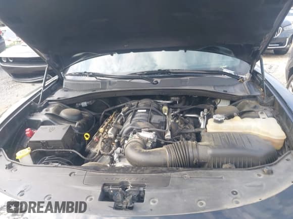 ✅ 2019 Dodge Charger R/T • VIN: 2C3CDXCT8KH584134 • Lot: 42664664. Listed on IAAI with 105,547 mi. Free auction sales archive from the USA and detailed vehicle history report at DreamBid. Image 10.