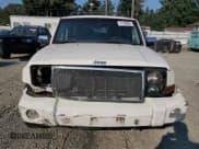 ✅ 2008 Jeep Commander Sport • VIN: 1J8HG48N08C172067 • Lot: 71125095. Wystawiony na Copart z przebiegiem 161 960 mil. Bezpłatny archiwum sprzedaży aukcyjnych z USA i szczegółowy raport historii pojazdu na DreamBid. Zdjęcie 5.