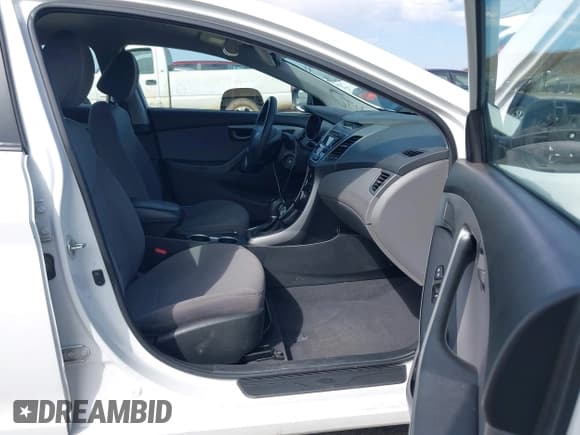 ✅ 2014 Hyundai Elantra SE • VIN: 5NPDH4AE1EH497890 • Lot: 43301486. Listed on IAAI with 230,734 mi. Free auction sales archive from the USA and detailed vehicle history report at DreamBid. Image 5.