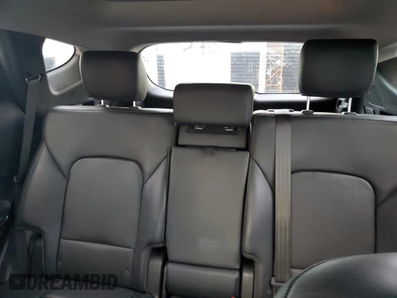 ✅ 2014 Hyundai Santa Fe • VIN: 5XYZUDLB8EG159107 • Lot: 89474465. Listed on Copart with 135,472 mi. Free auction sales archive from the USA and detailed vehicle history report at DreamBid. Image 10.