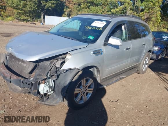 ✅ 2011 Chevrolet Traverse 2LT • VIN: 1GNKVJED4BJ212304 • Lot: 43468028. Listed on IAAI with 115,559 mi. Free auction sales archive from the USA and detailed vehicle history report at DreamBid. Image 2.