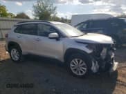 ✅ 2022 Toyota Corolla Cross LE • VIN: 7MUCAABG6NV011444 • Lot: 71441935. Listed on Copart with 29,196 mi. Free auction sales archive from the USA and detailed vehicle history report at DreamBid. Image 4.