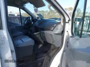 ✅ 2017 Ford Transit • VIN: 1FTYE1ZM5HKB25236 • Лот: 41715741. Опубликован ранее на IAAI с пробегом 146 883 миль. Бесплатный доступ к архиву аукционных продаж из США и подробный отчёт об истории автомобиля на DreamBid. Изображение 5.