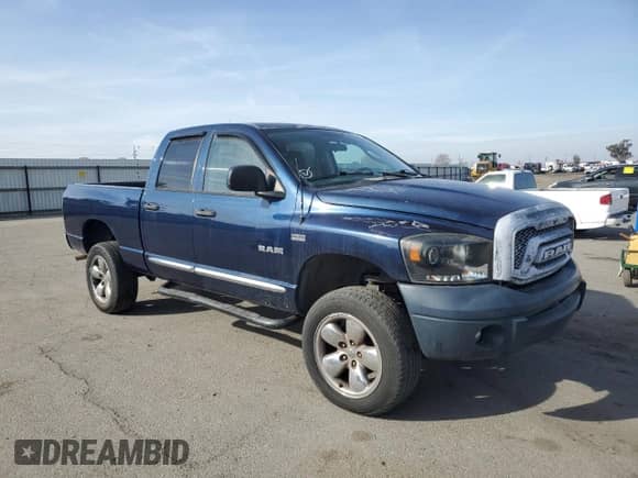 ✅ 2008 Dodge 1500 Laramie • VIN: 1D7HU18238J108031 • Лот: 80997804. Размещён на Copart с пробегом 135 243 миль миль. Получите бесплатный доступ к архиву аукционных продаж из США и посмотрите подробный отчёт об истории автомобиля на DreamBid. Изображение 4.