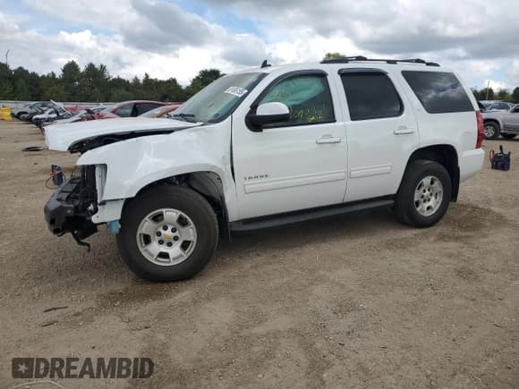 ✅ 2011 Chevrolet Tahoe LT • VIN: 1GNSKBE08BR110680 • Лот: 81495155. Опубликован ранее на Copart с пробегом Не указан. Бесплатный доступ к архиву аукционных продаж из США и подробный отчёт об истории автомобиля на DreamBid. Изображение 1.