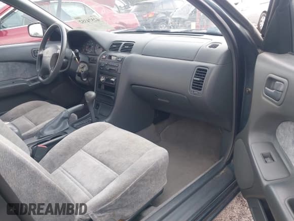 ✅ 1998 Nissan Maxima GXE • VIN: JN1CA21D6WT536436 • Lot: 42574352. Listed on IAAI with 388,533 mi. Free auction sales archive from the USA and detailed vehicle history report at DreamBid. Image 5.