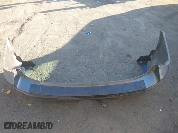 ✅ 2012 Honda Pilot EX-L • VIN: 5FNYF4H51CB002855 • Lot: 43624582. Listed on IAAI with 120,597 mi. Free auction sales archive from the USA and detailed vehicle history report at DreamBid. Image 12.