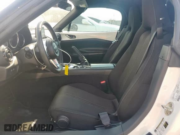 ✅ 2021 Mazda MX-5 Miata Club • VIN: JM1NDAC72M0461151 • Lot: 69596745. Listed on Copart with 37,149 mi. Free auction sales archive from the USA and detailed vehicle history report at DreamBid. Image 7.