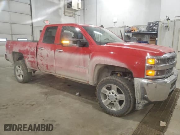 ✅ 2019 Chevrolet Silverado 2500HD Work Truck • VIN: 2GC2KREG8K1108791 • Лот: 91810855. Опубликован ранее на Copart с пробегом 230 904 миль. Бесплатный доступ к архиву аукционных продаж из США и подробный отчёт об истории автомобиля на DreamBid. Изображение 4.