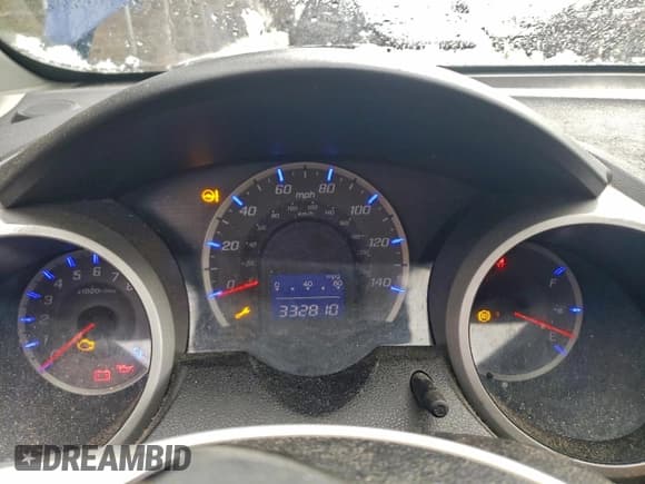 ✅ 2010 Honda Fit Sport • VIN: JHMGE8H49AS023271 • Lot: 96495565. Wystawiony na Copart z przebiegiem 332 810 mil. Bezpłatny archiwum sprzedaży aukcyjnych z USA i szczegółowy raport historii pojazdu na DreamBid. Zdjęcie 9.