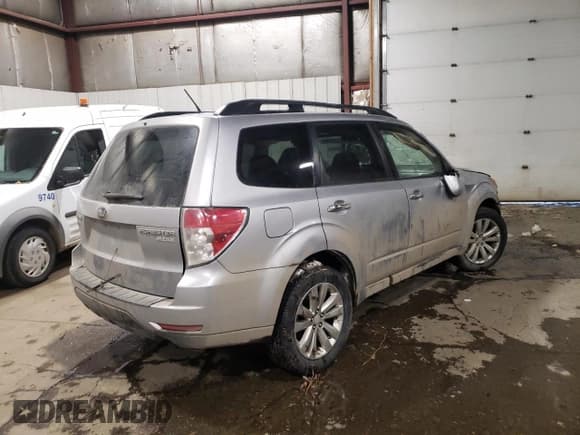✅ 2013 Subaru Forester X Premium • VIN: JF2SHADC3DH410862 • Lot: 92323295. Listed on Copart with Not provided. Free auction sales archive from the USA and detailed vehicle history report at DreamBid. Image 3.