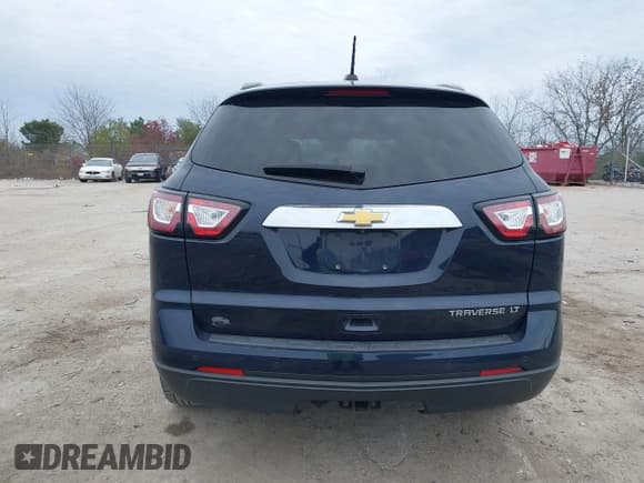 ✅ 2016 Chevrolet Traverse LT • VIN: 1GNKRGKD7GJ332374 • Lot: 43599056. Wystawiony na IAAI z przebiegiem 126 237 mil. Bezpłatny archiwum sprzedaży aukcyjnych z USA i szczegółowy raport historii pojazdu na DreamBid. Zdjęcie 16.