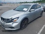 ✅ 2018 Nissan Altima SR • VIN: 1N4AL3AP6JC209306 • Lot: 42813269. Wystawiony na IAAI z przebiegiem 123 617 mil. Bezpłatny archiwum sprzedaży aukcyjnych z USA i szczegółowy raport historii pojazdu na DreamBid. Zdjęcie 2.