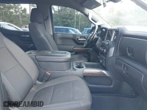 ✅ 2020 Chevrolet Silverado 1500 RST • VIN: 3GCPWDED9LG187867 • Lot: 43413105. Listed on IAAI with Not provided. Free auction sales archive from the USA and detailed vehicle history report at DreamBid. Image 5.