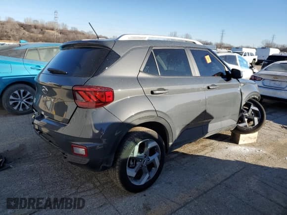 ✅ 2024 Hyundai Venue Limited • VIN: KMHRC8A33RU324132 • Lot: 82332224. Listed on Copart with Not provided. Free auction sales archive from the USA and detailed vehicle history report at DreamBid. Image 3.