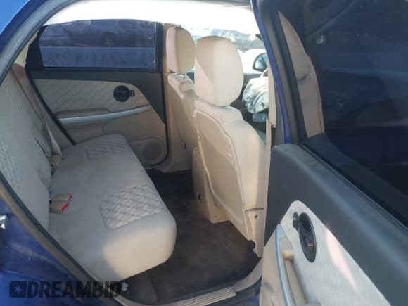 ✅ 2007 Chevrolet Equinox LS • VIN: 2CNDL23F376052305 • Lot: 43615758. Wystawiony na IAAI z przebiegiem 203 623 mil. Bezpłatny archiwum sprzedaży aukcyjnych z USA i szczegółowy raport historii pojazdu na DreamBid. Zdjęcie 8.