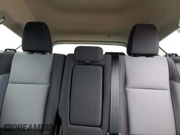 ✅ 2017 Ford Escape SE • VIN: 1FMCU0G97HUE22627 • Lot: 62409775. Wystawiony na Copart z przebiegiem 77 494 mil. Bezpłatny archiwum sprzedaży aukcyjnych z USA i szczegółowy raport historii pojazdu na DreamBid. Zdjęcie 10.