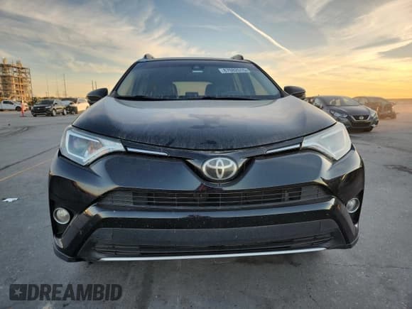 ✅ 2017 Toyota RAV4 XLE • VIN: 2T3WFREV1HW383519 • Lot: 87082515. Listed on Copart with 124,541 mi. Free auction sales archive from the USA and detailed vehicle history report at DreamBid. Image 5.