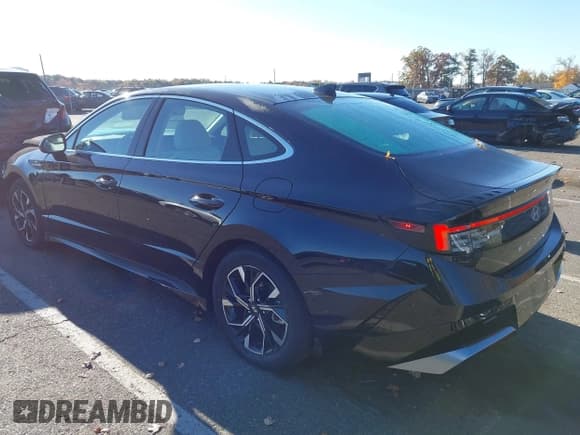 ✅ 2025 Hyundai Sonata SEL • VIN: KMHL64JA7SA434791 • Лот: 43521848. Опубликован ранее на IAAI с пробегом 10 429 миль. Бесплатный доступ к архиву аукционных продаж из США и подробный отчёт об истории автомобиля на DreamBid. Изображение 3.