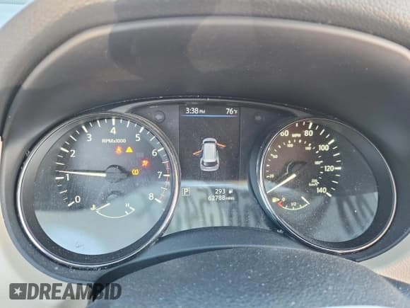 ✅ 2020 Nissan Rogue S • VIN: JN8AT2MV9LW107809 • Lot: 92687545. Listed on Copart with 62,788 mi. Free auction sales archive from the USA and detailed vehicle history report at DreamBid. Image 9.