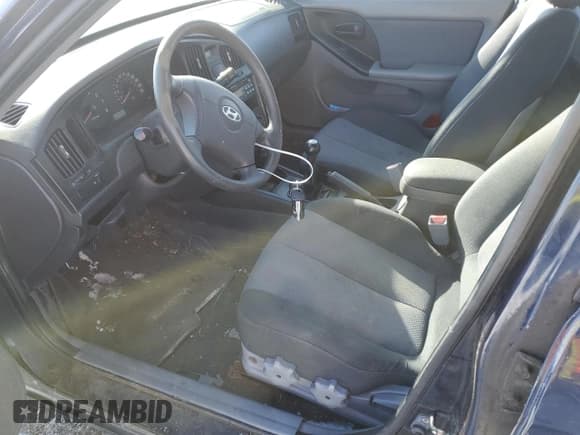 ✅ 2006 Hyundai Elantra • VIN: KMHDM55D26U192470 • Lot: 45126925. Wystawiony na Copart z przebiegiem 221 428 mil. Bezpłatny archiwum sprzedaży aukcyjnych z USA i szczegółowy raport historii pojazdu na DreamBid. Zdjęcie 7.