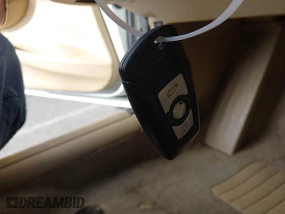 ✅ 2015 BMW 3 Series 328i • VIN: WBA3C1C50FK122384 • Lot: 42243932. Wystawiony na IAAI z przebiegiem 75 863 mil. Bezpłatny archiwum sprzedaży aukcyjnych z USA i szczegółowy raport historii pojazdu na DreamBid. Zdjęcie 11.