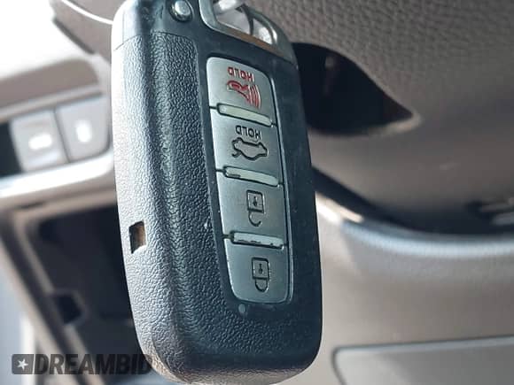 2013 Hyundai Azera с VIN KMHFH4JG5DA214449, выставлен на аукционе IAAI как лот 43261102 с пробегом 76 354 миль миль и . История ставок и продаж доступна на DreamBid. Изображение 11.